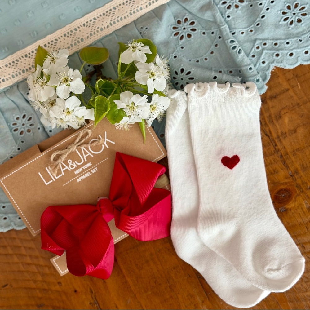 Cute Baby Girl Outfit with Red Tulle Heart Dress, White Socks and red headband - Picture 2 of 10